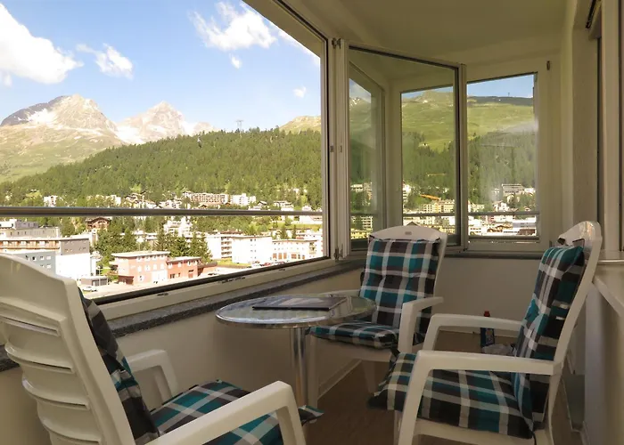 Ova Cotschna 705 * Saint-Moritz