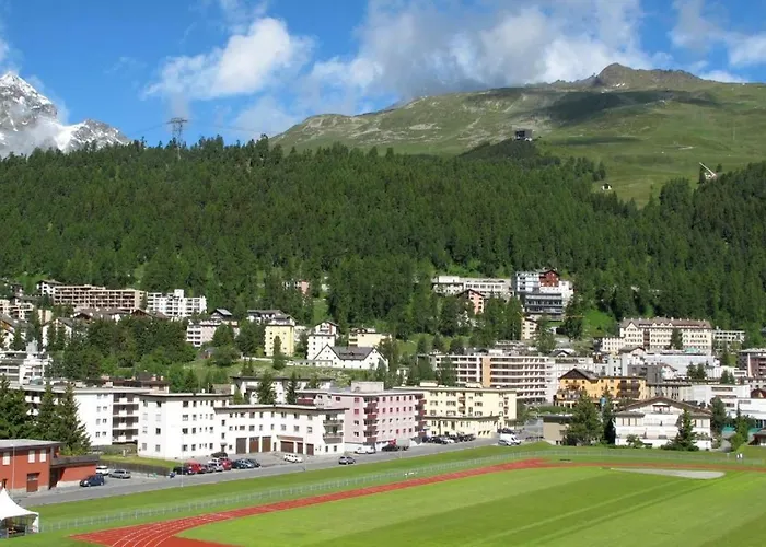 Ova Cotschna 705 Apartamento *
