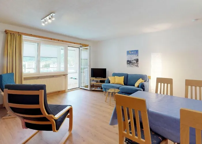 Ova Cotschna 705 Apartamento